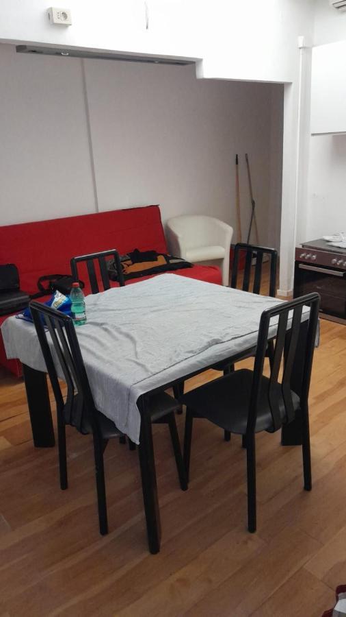 Dimora Torlonia Apartment โรม ภายนอก รูปภาพ